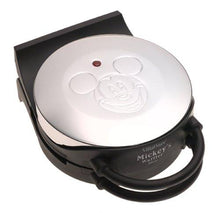 Load image into Gallery viewer, VillaWare V5555-01 6-Inch Mickey Wafflemaker
